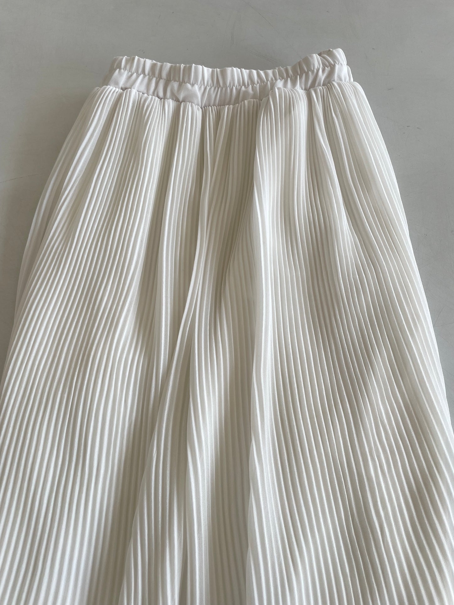 White Pleated Prairie Skirt-Waist 26 to 32