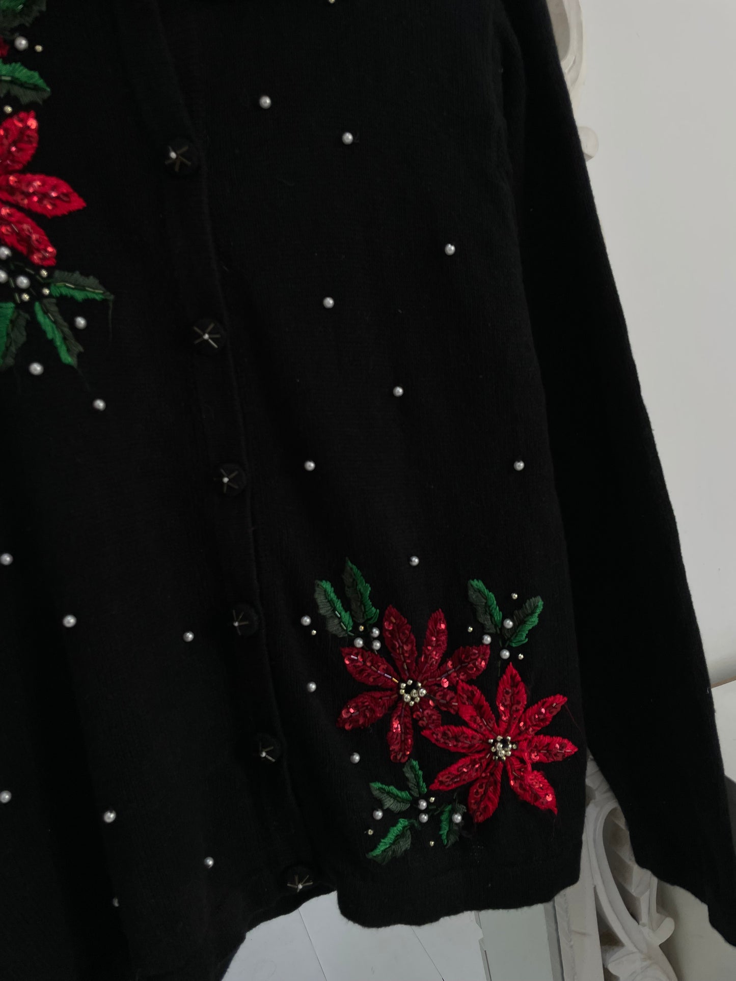 Victoria Jones Embroidered Vintage Sweater-Bust 42
