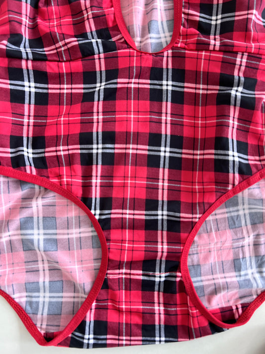 Lingerie-Bust 52 to 54