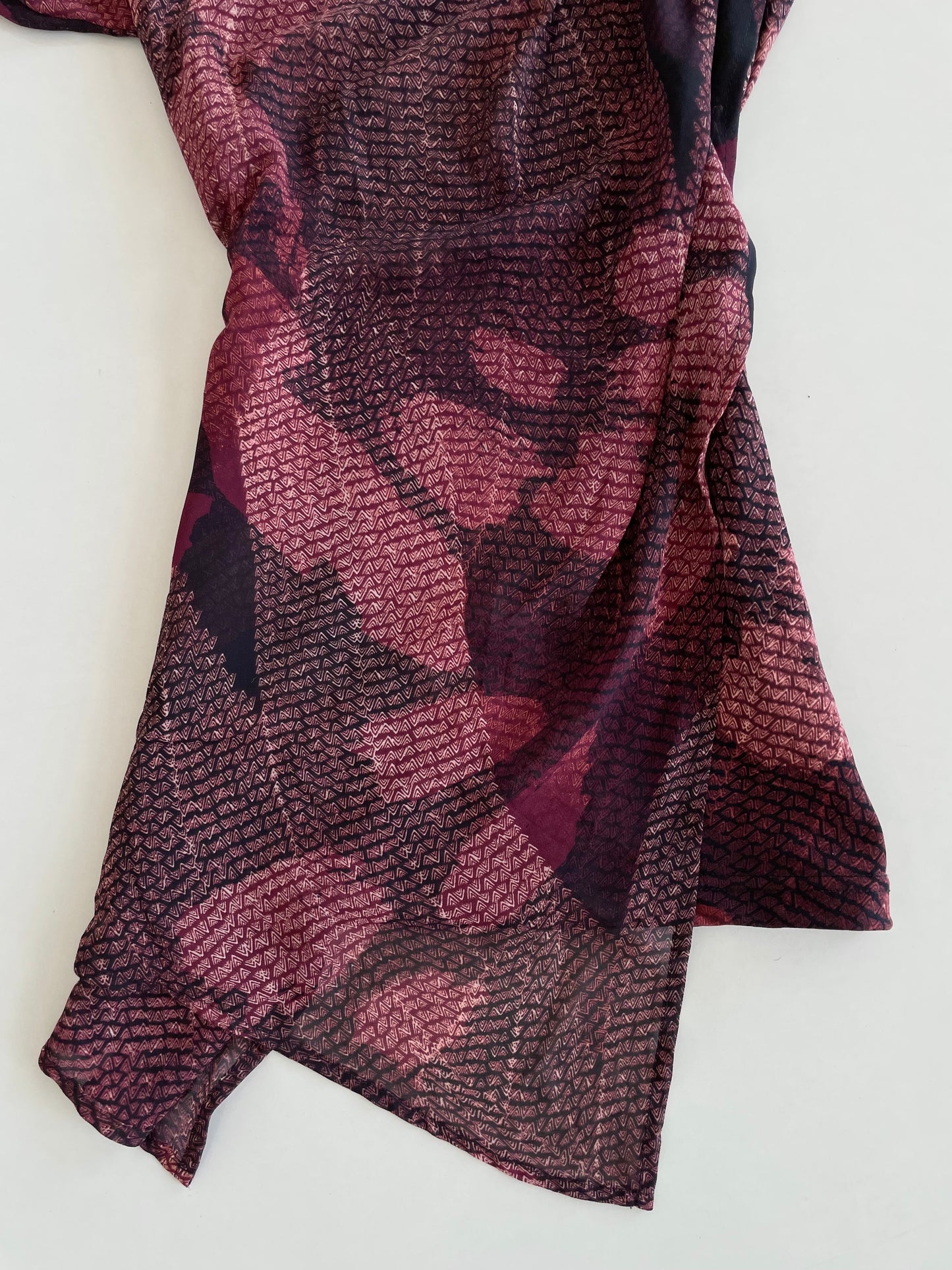 Le Chateau Vintage Asymmetric Top-Bust 32 to 36