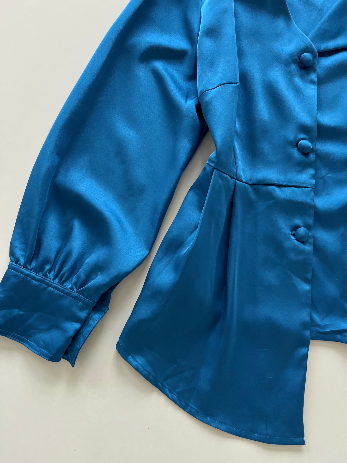 Satin Shirt-Bust 40