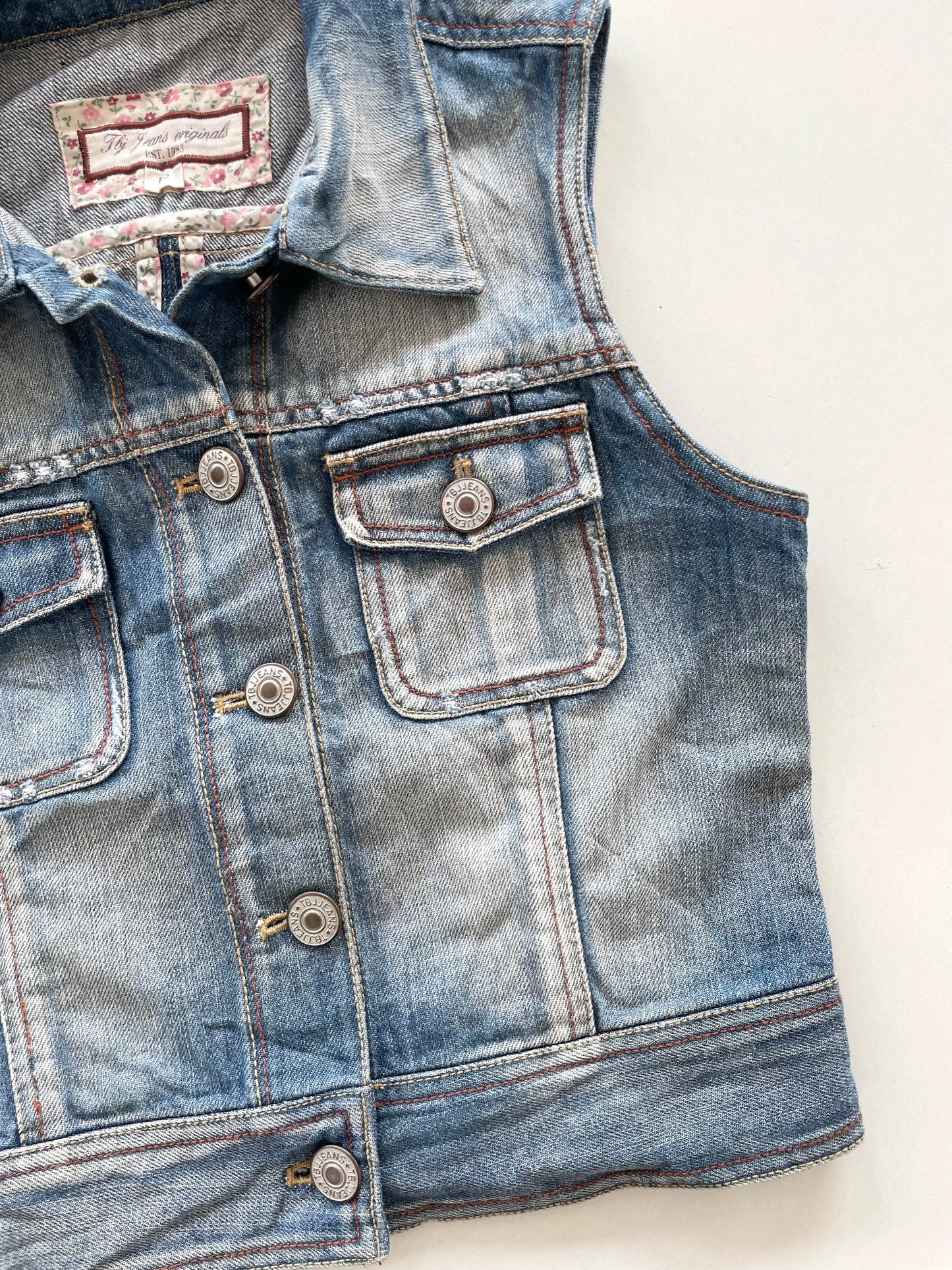 Denim Vest-Chest 32