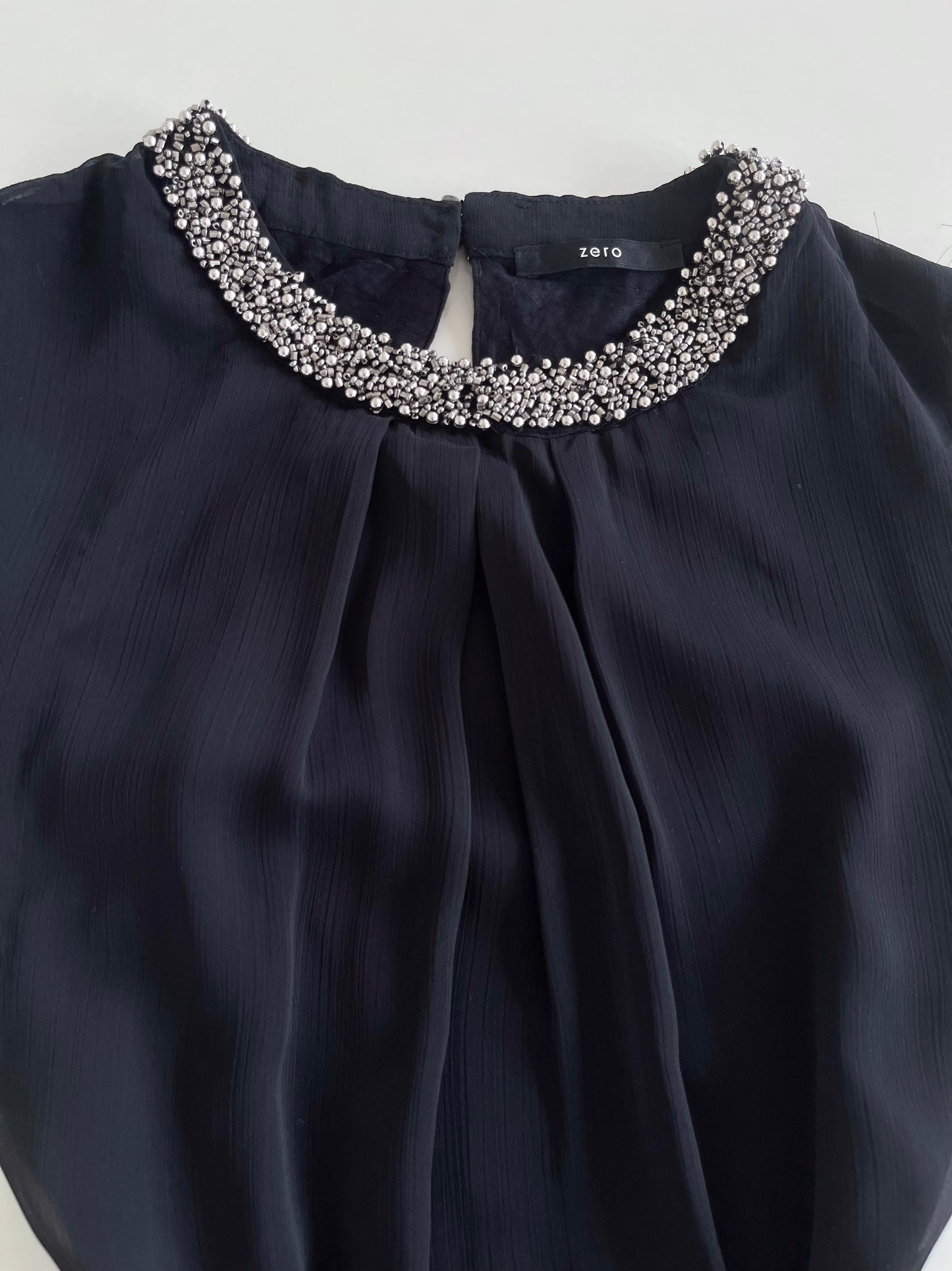 Zero Embroidered Top-Bust 38