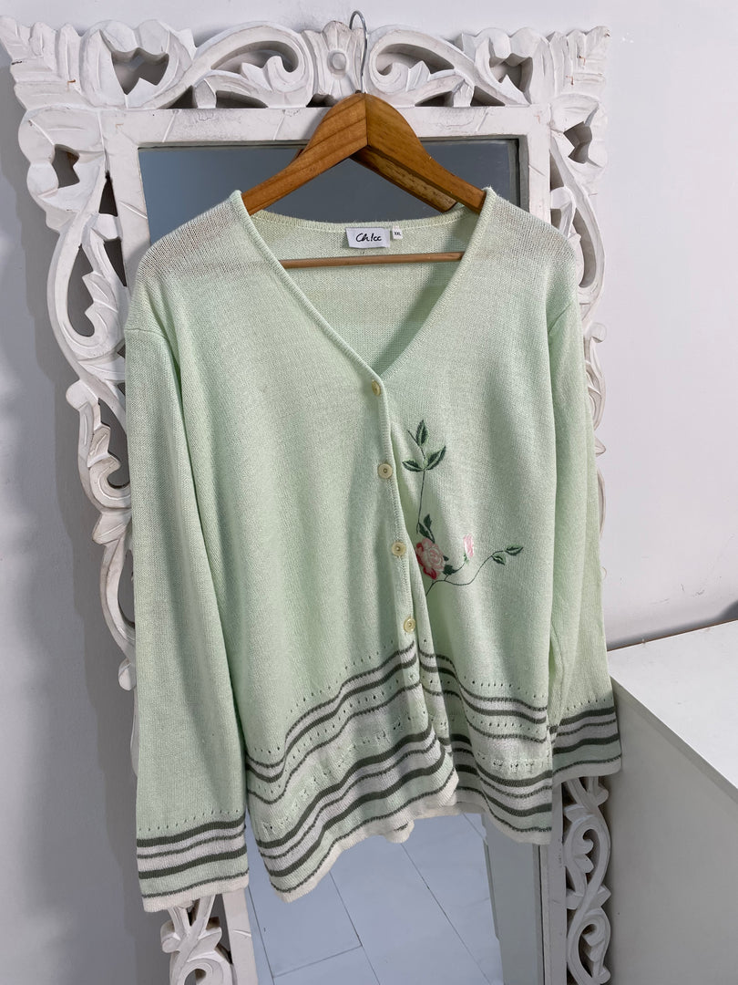 Embroidered Sweater-Bust 50