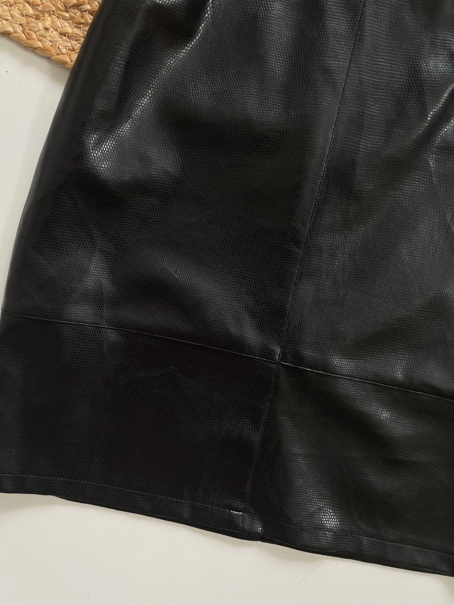 LEATHER SKIRT-WAIST 32