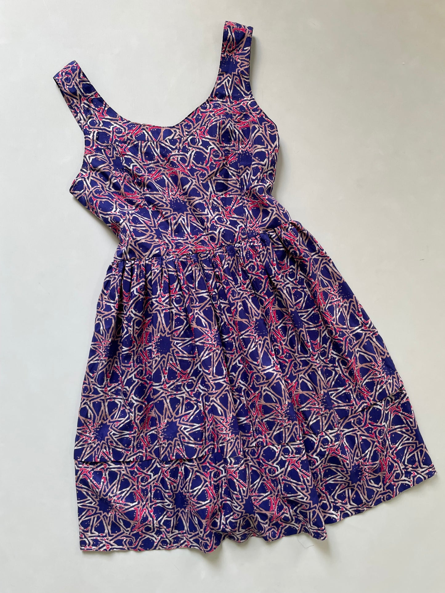 Dress-Bust 34