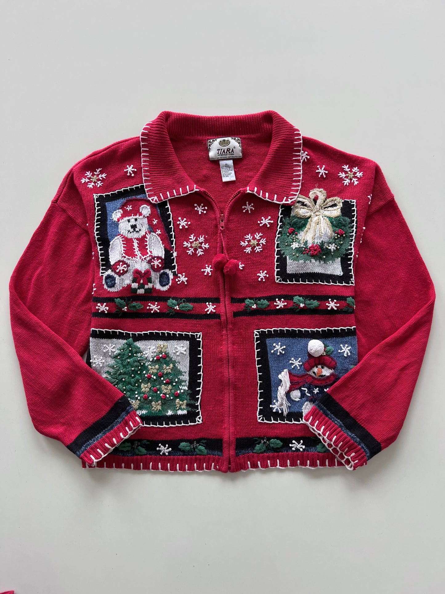 Tiara Vintage Christmas Zipper-Bust 54