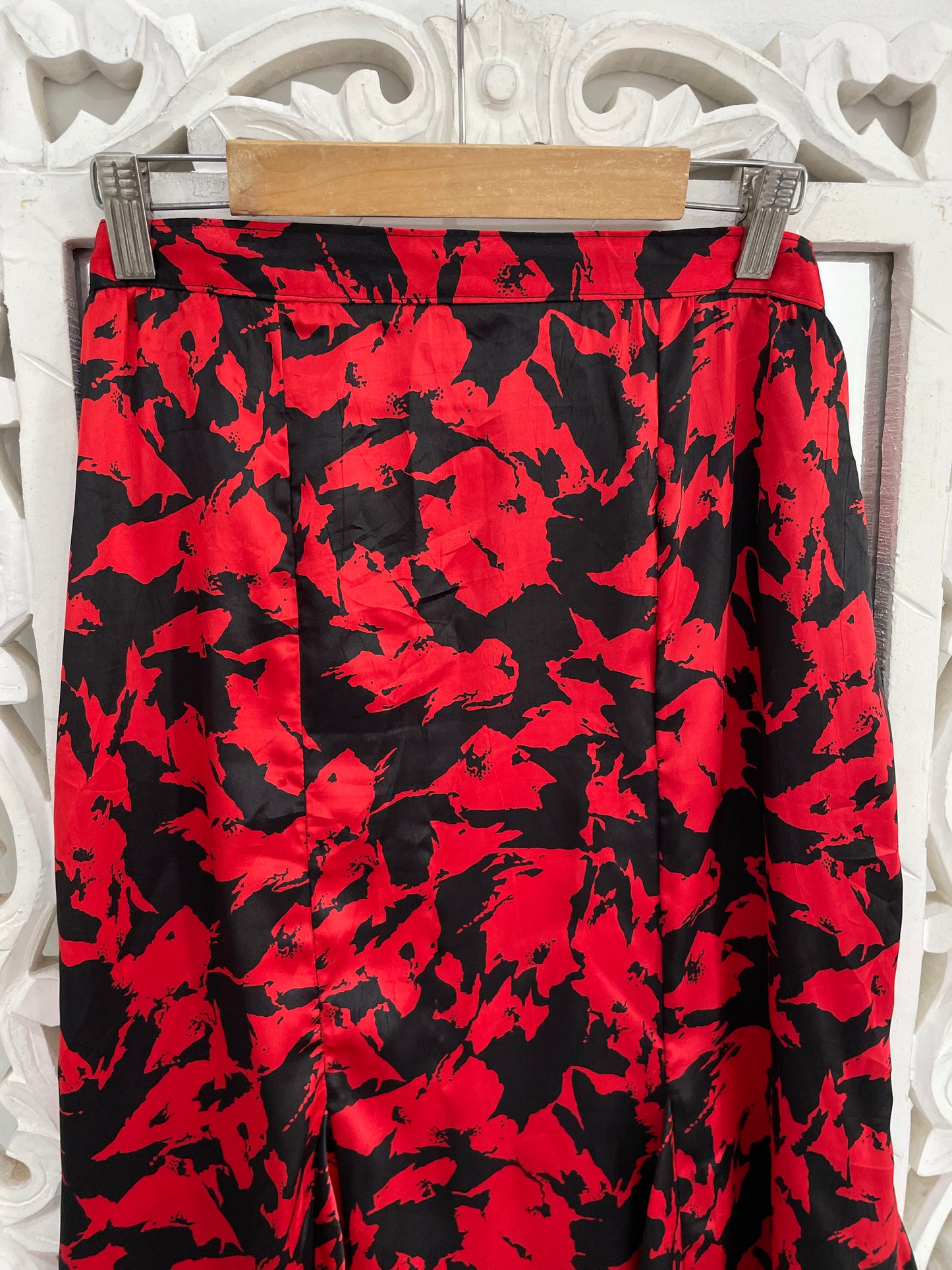Satin Skirt-Waist 32