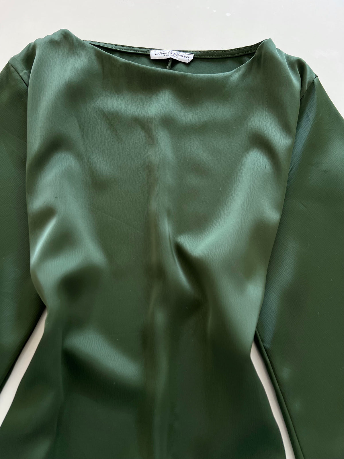 Vintage Dramatic Sleeved Satin Dress-Bust 42