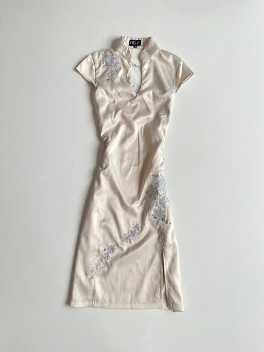 Niche Embroidered Chinese Dress-Bust 34