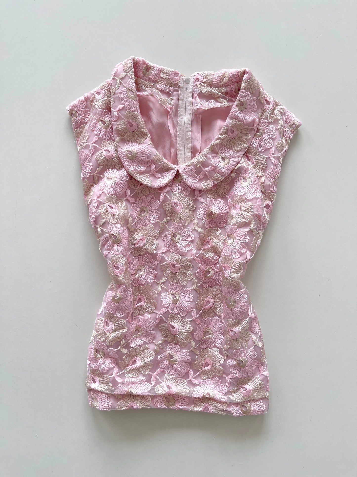 Vintage Embroidered Top-Bust 42