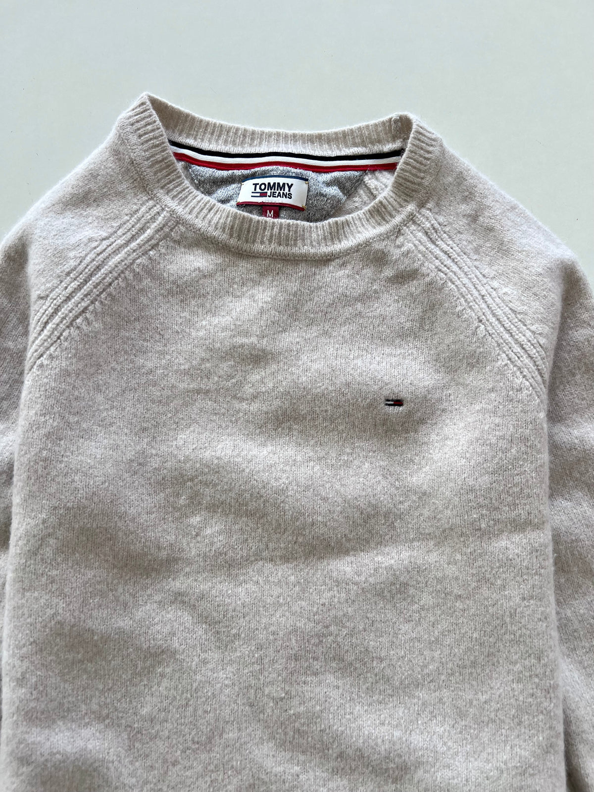 Tommy Hilfiger 100% Wool Vintage Sweater-Bust 32