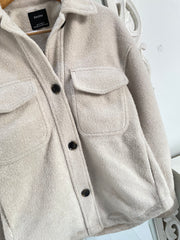 Bershka Super Thick Shacket-Chest 40