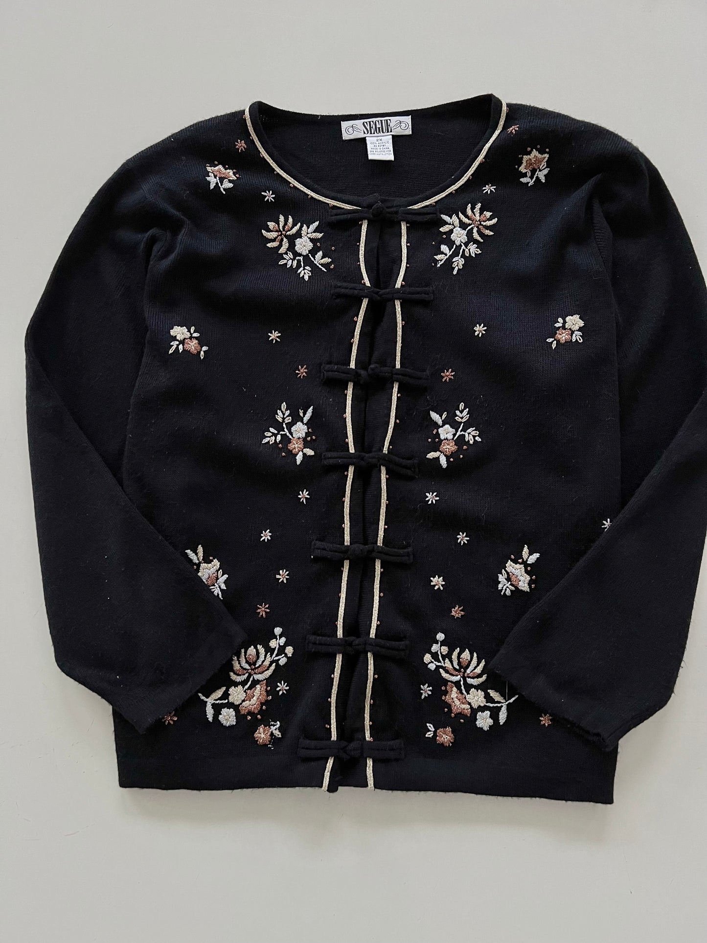 Segue Embroidered Sweater-Bust 52