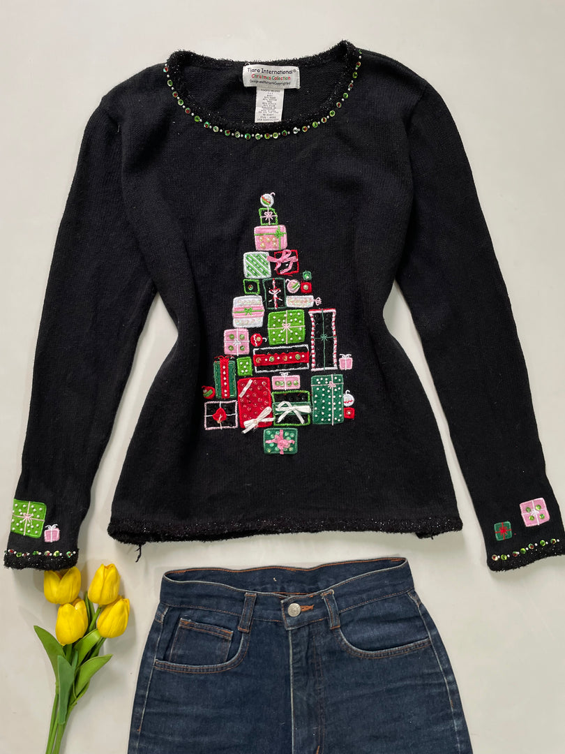Tiara Christmas Sweater-Bust 40