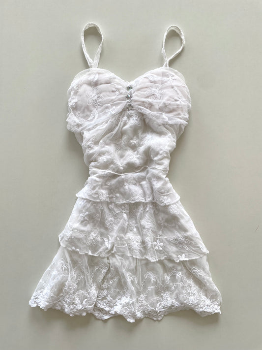 Vintage Ruffle & Lace Dress-Bust 30 to 32