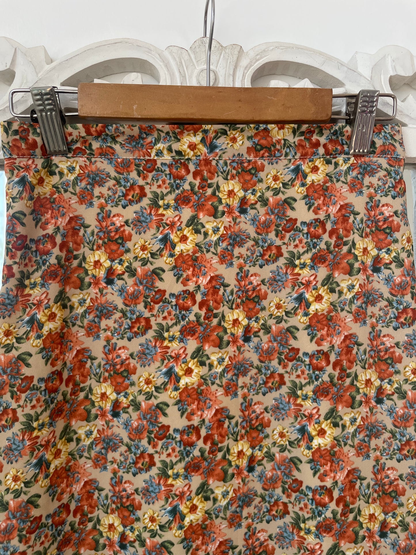 Floral Skirt-Waist 24 to 26