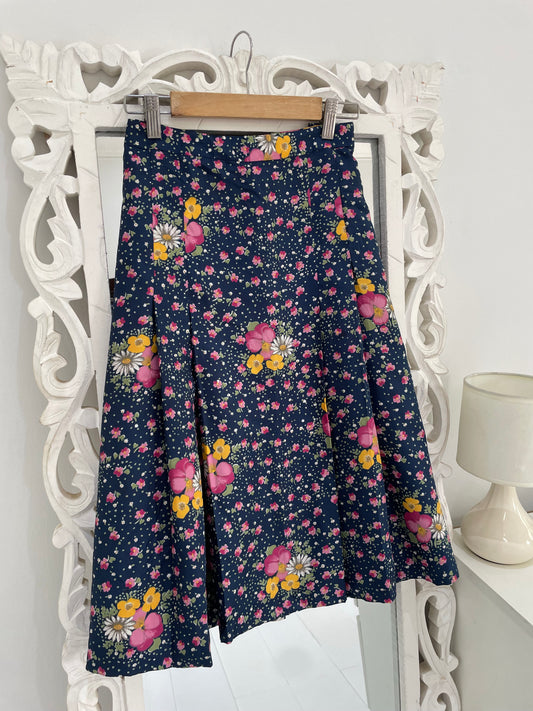 Skirt-Waist 32