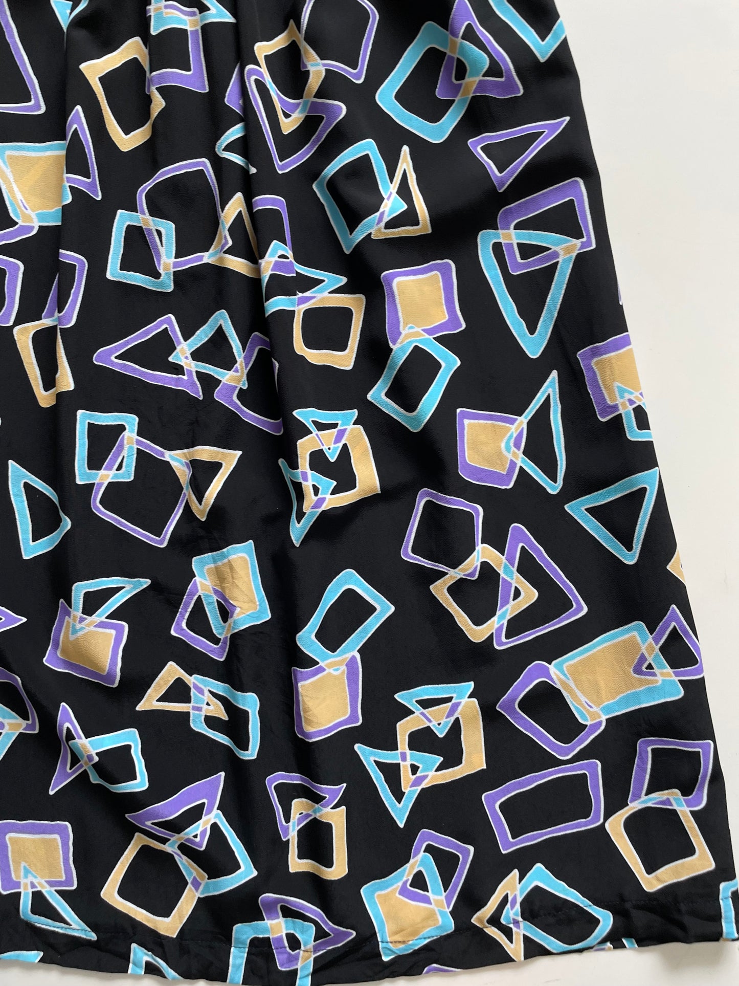 ABSTRACT TRIANGULAR SKIRT - WAIST 30 TO 36