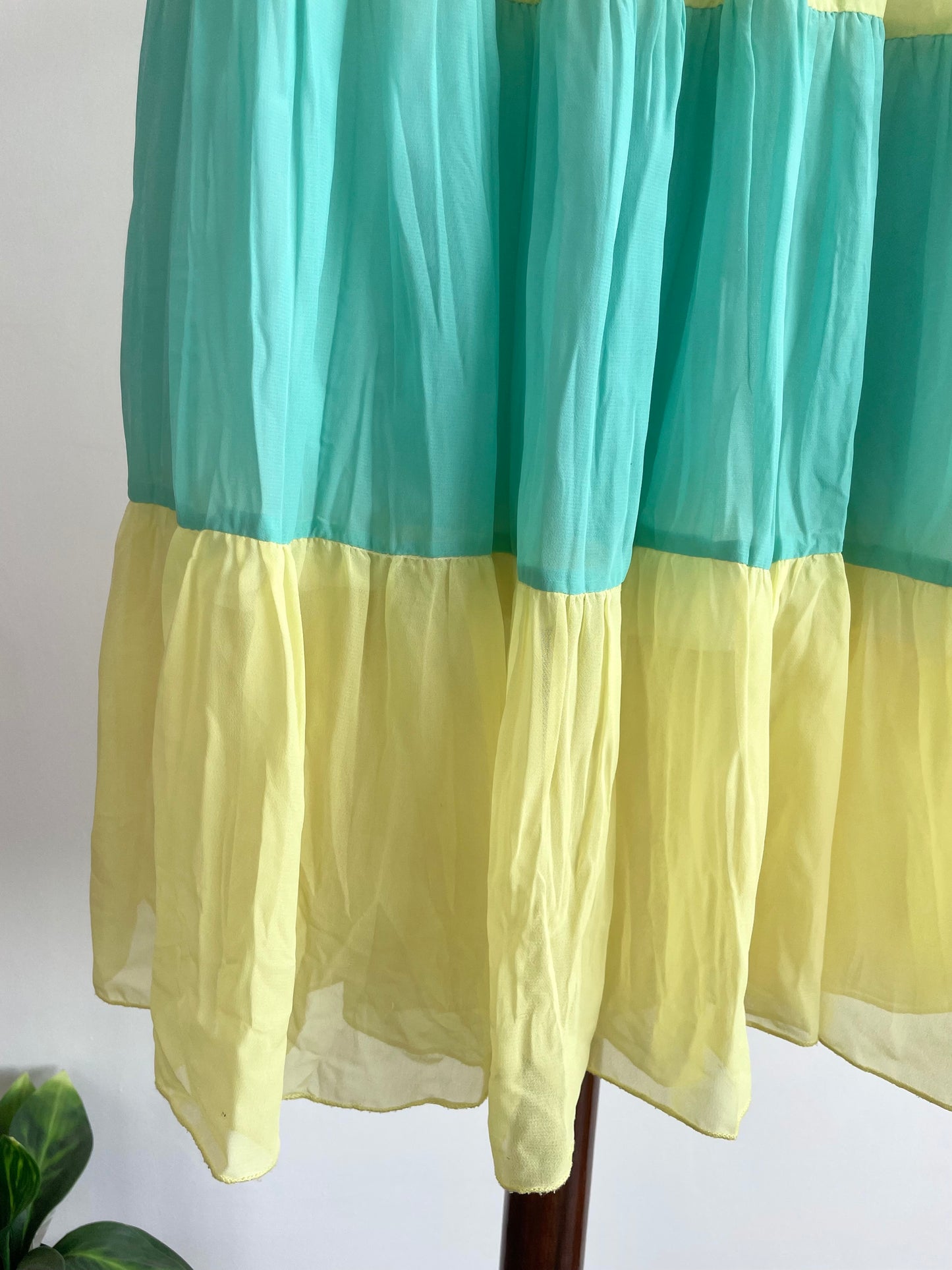 Fresh Summer Prairie Skirt-Waist 28 to 30
