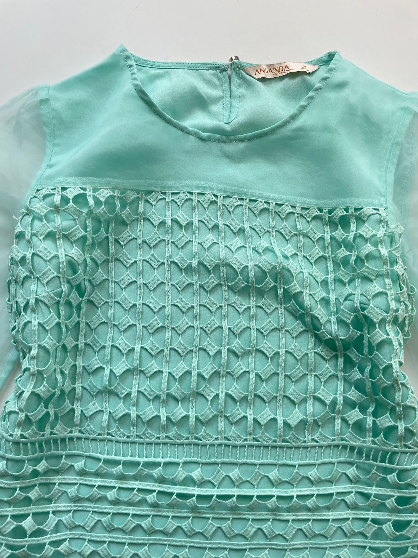 Top-Bust 34