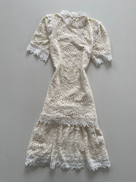 Vintage Lace Dress-Bust 38