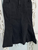 Load image into Gallery viewer, Xu Fia Denim Long Skirt-Waist 26
