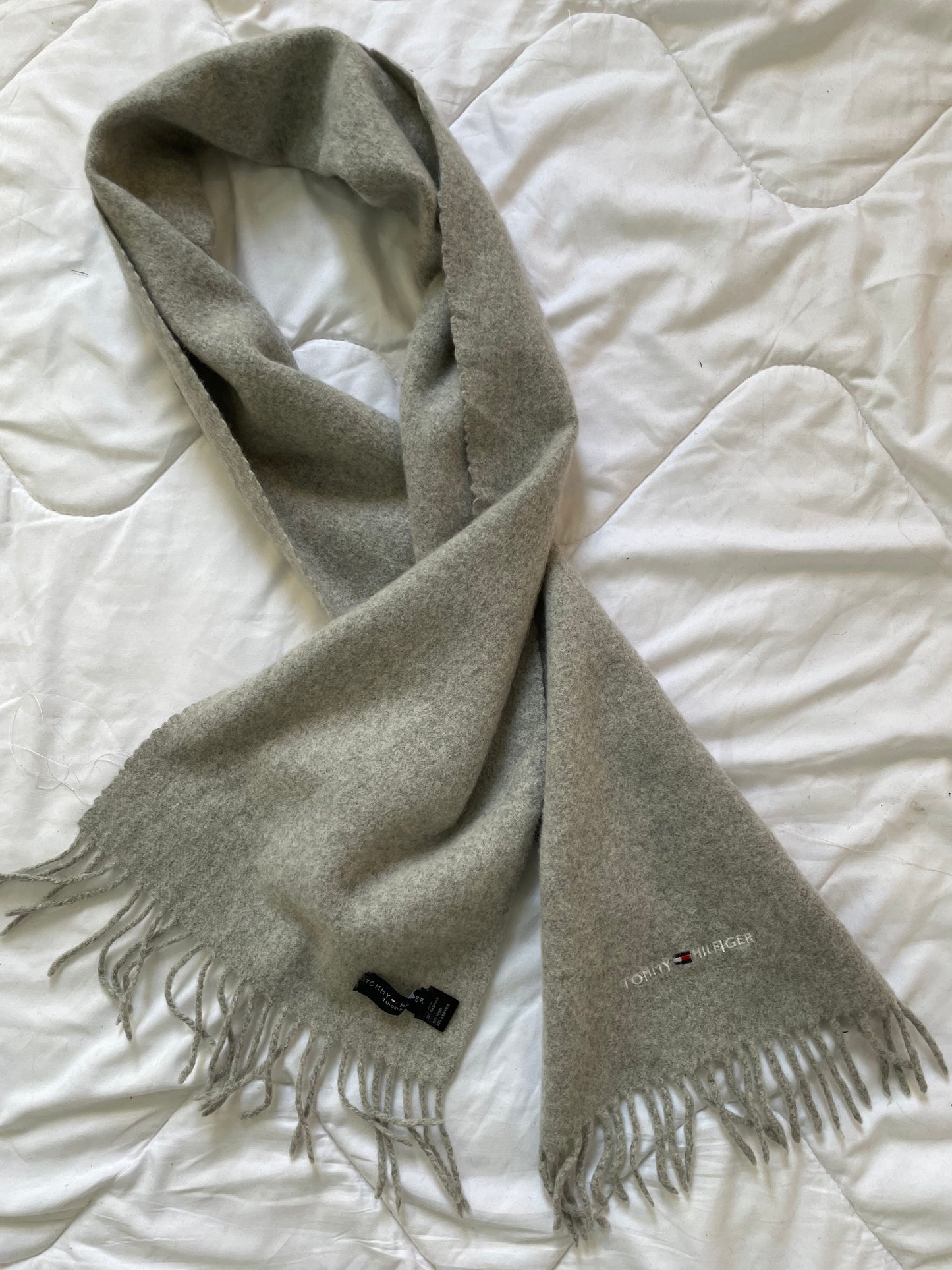 Tommy Hilfiger 80% Wool, 20% Cashmere Vintage Muffler