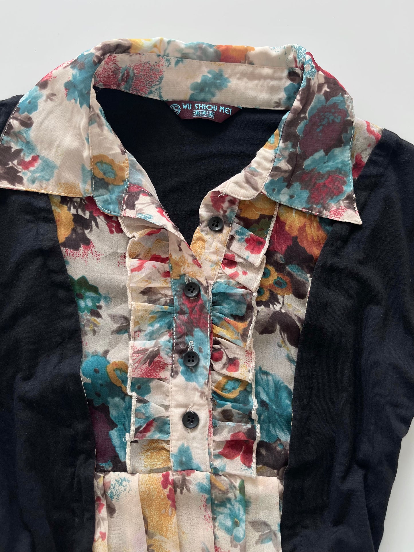 Wu Shiou Mei Top-Bust 42 to 44