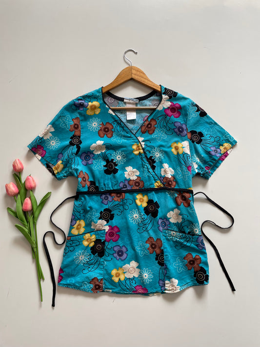 SB SCRUBS Y2K PRINTED TOP WITH TIES - BUST 40