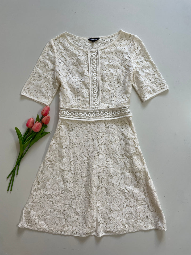 ZIMMUR WHITE LACE DRESS - BUST 32