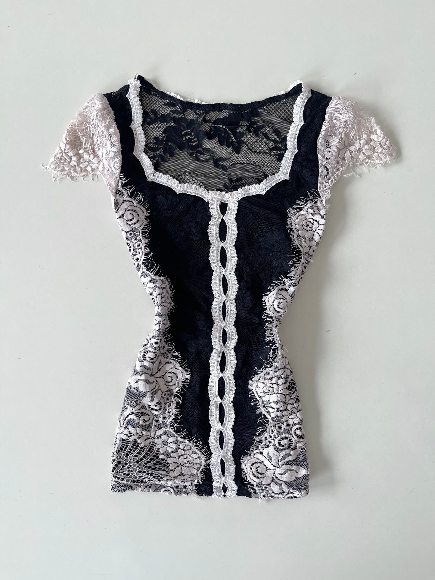 Back Sheer Lacy Top-Bust 30 to 32
