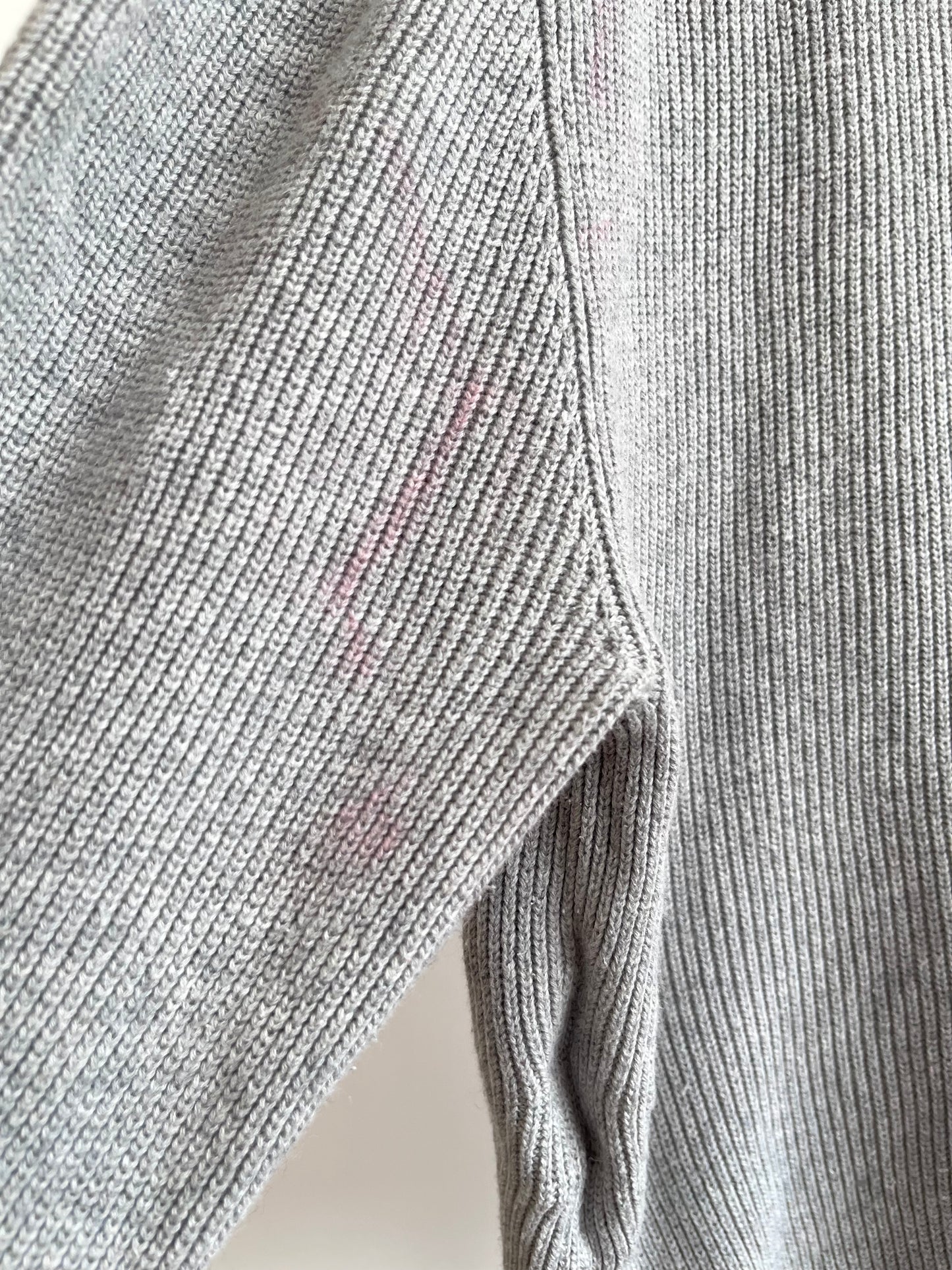H&M Sweater-Bust 44