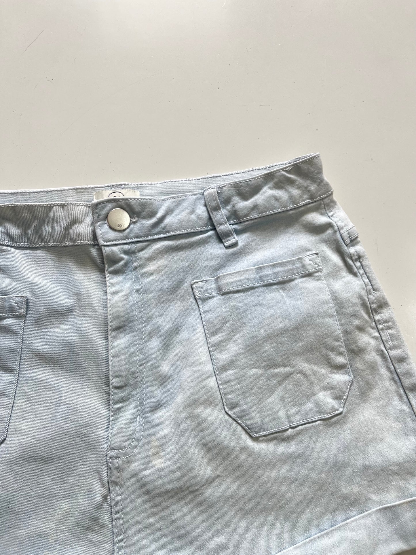 COTTON ON DENIM SHORTS - WAIST 34