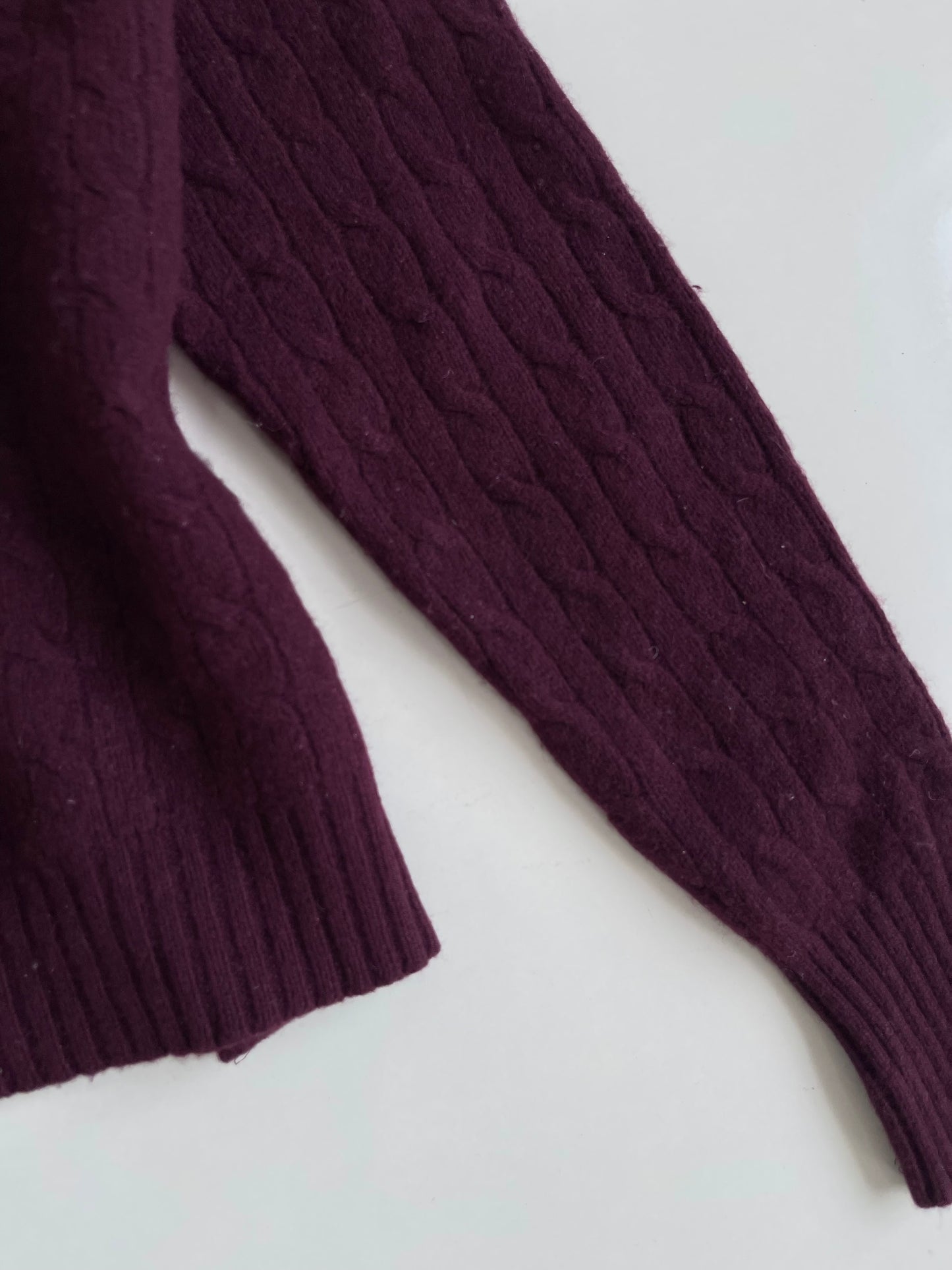 Ralph Lauren 100% Lambs Wool Vintage Sweater-Bust 44 to 46