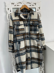 Bershka Super Thick Warm Coat Shacket-Chest 44 (XS/S)