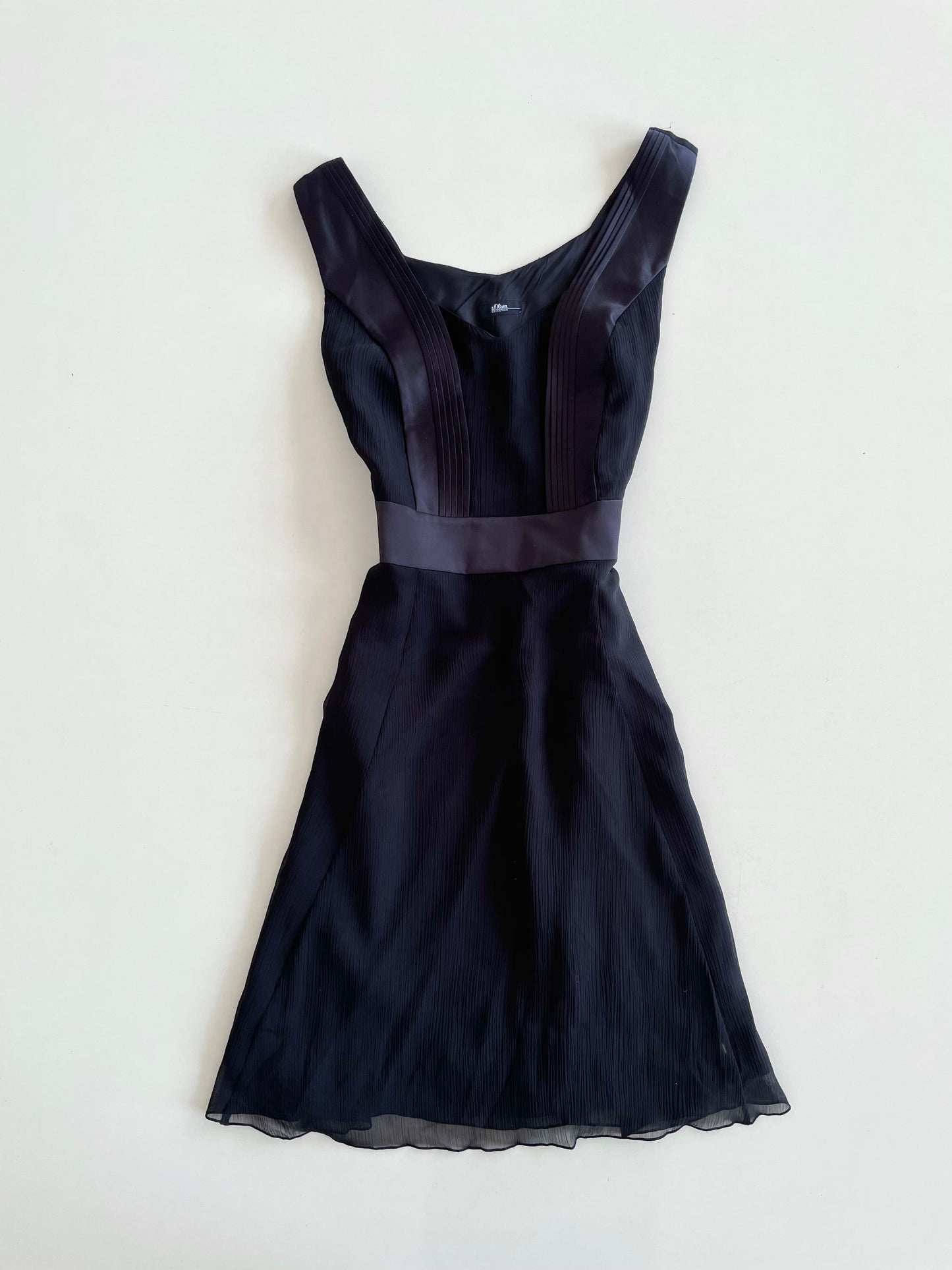 S’Oliver Vintage Dress-Bust 34