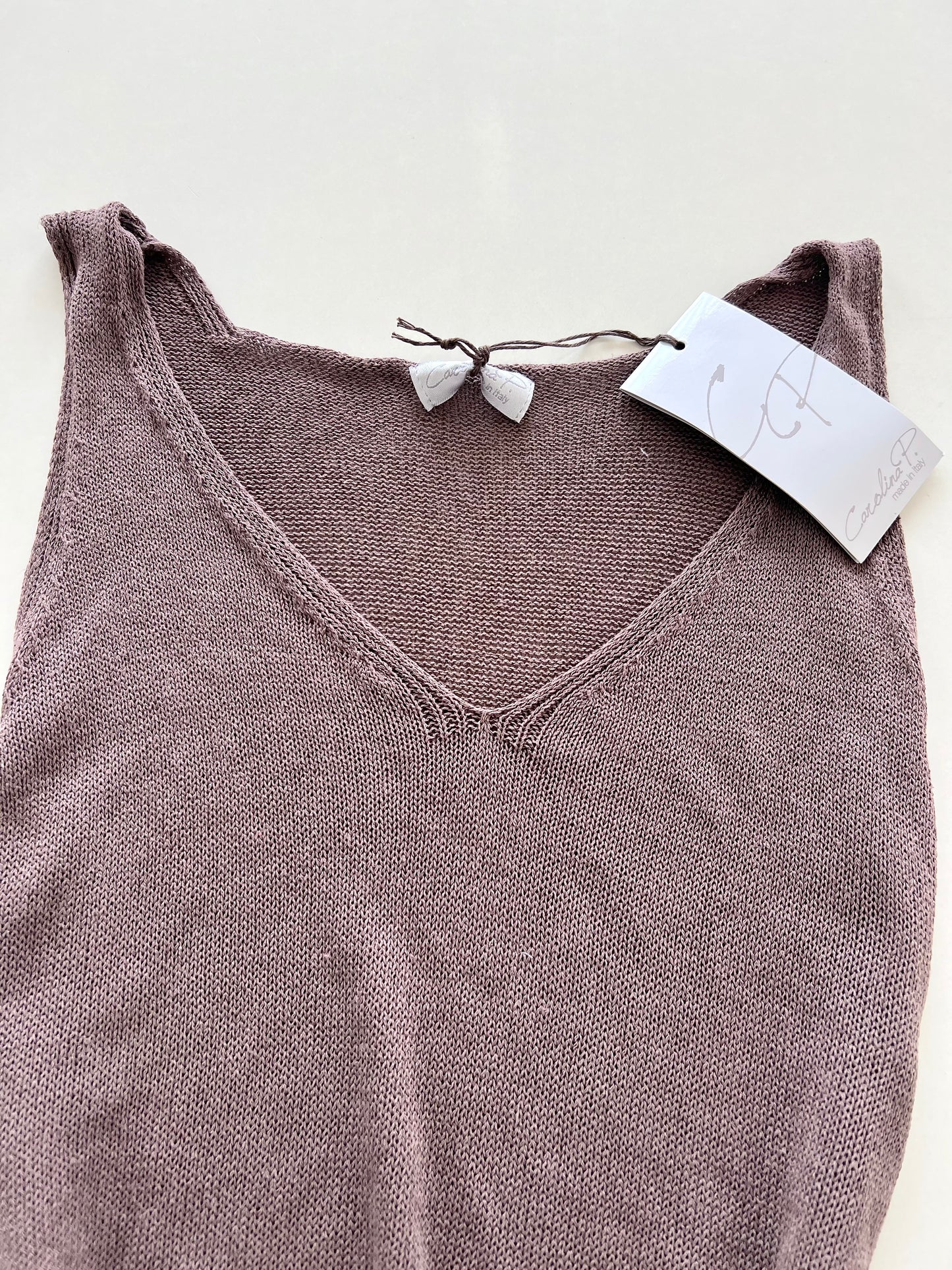 Carolina P. New Tagged Top-Bust 32 to 34