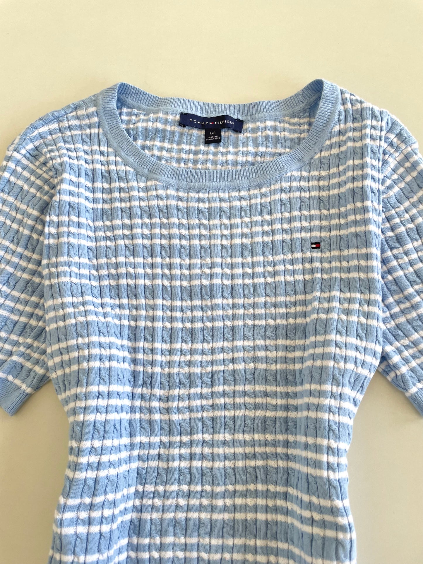 Vintage Tommy Hilfiger Top-Bust 42 to 44