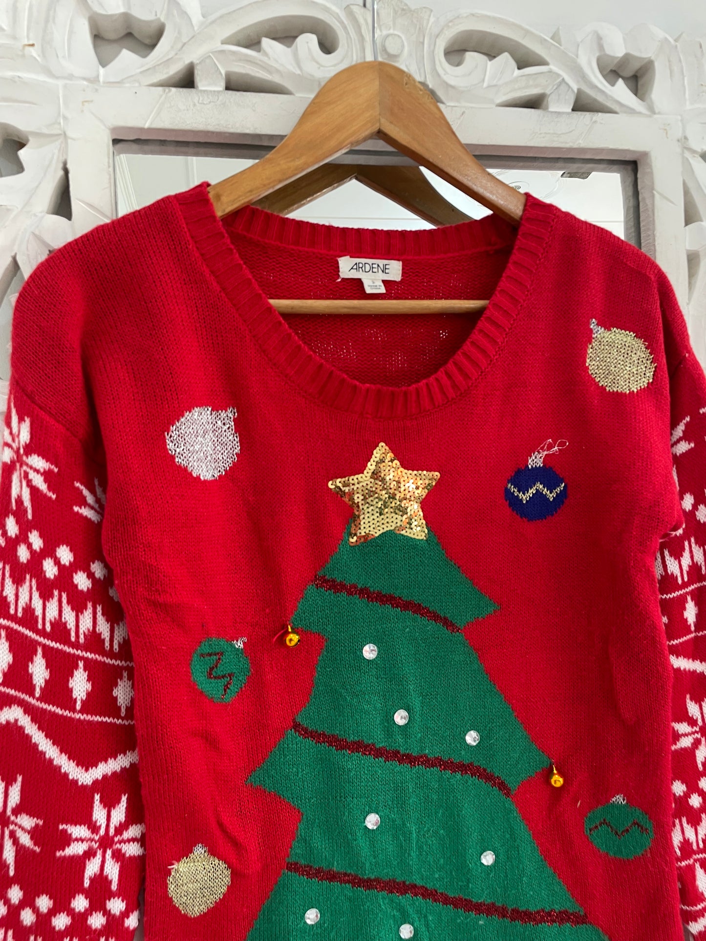 Christmas Sweater-Chest 32