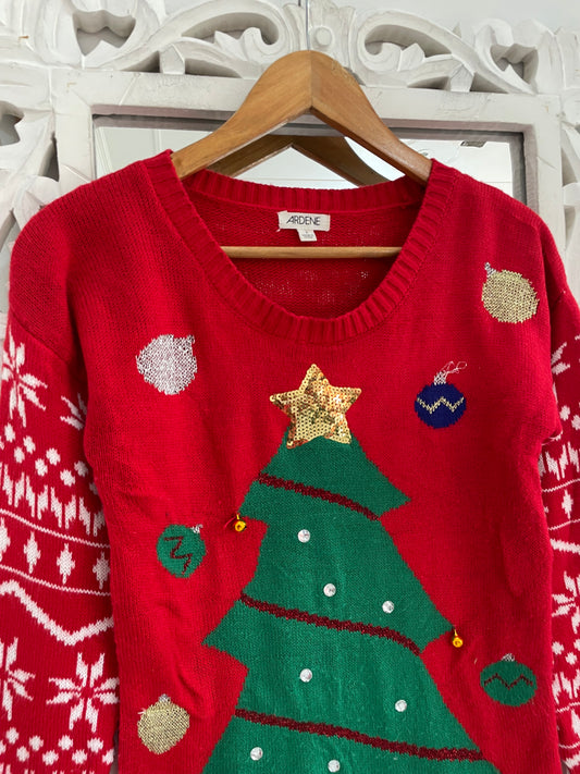 Christmas Sweater-Chest 32
