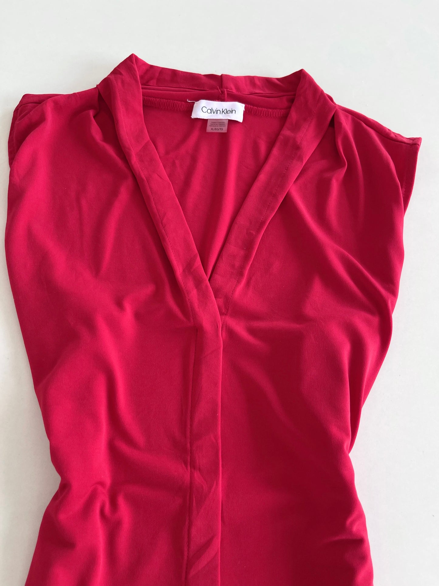 Calvin Klein Top-Bust 46 to 48