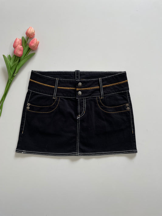 DRESSED TO KILL DENIM SKIRT - WAIST 32