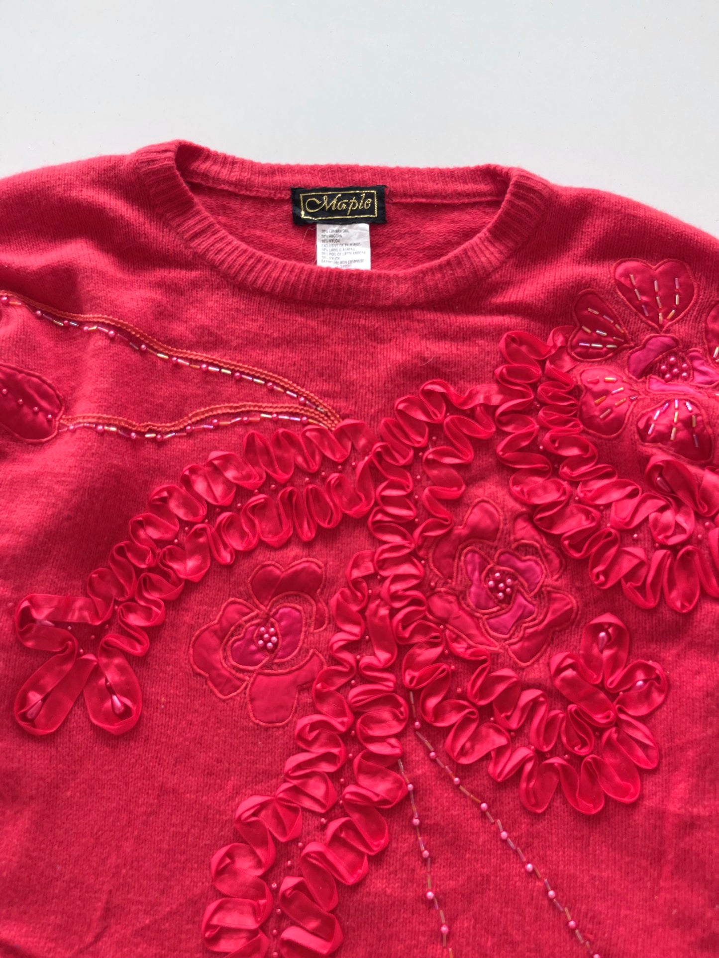 Maple Embroidered Vintage Sweater-Bust 40