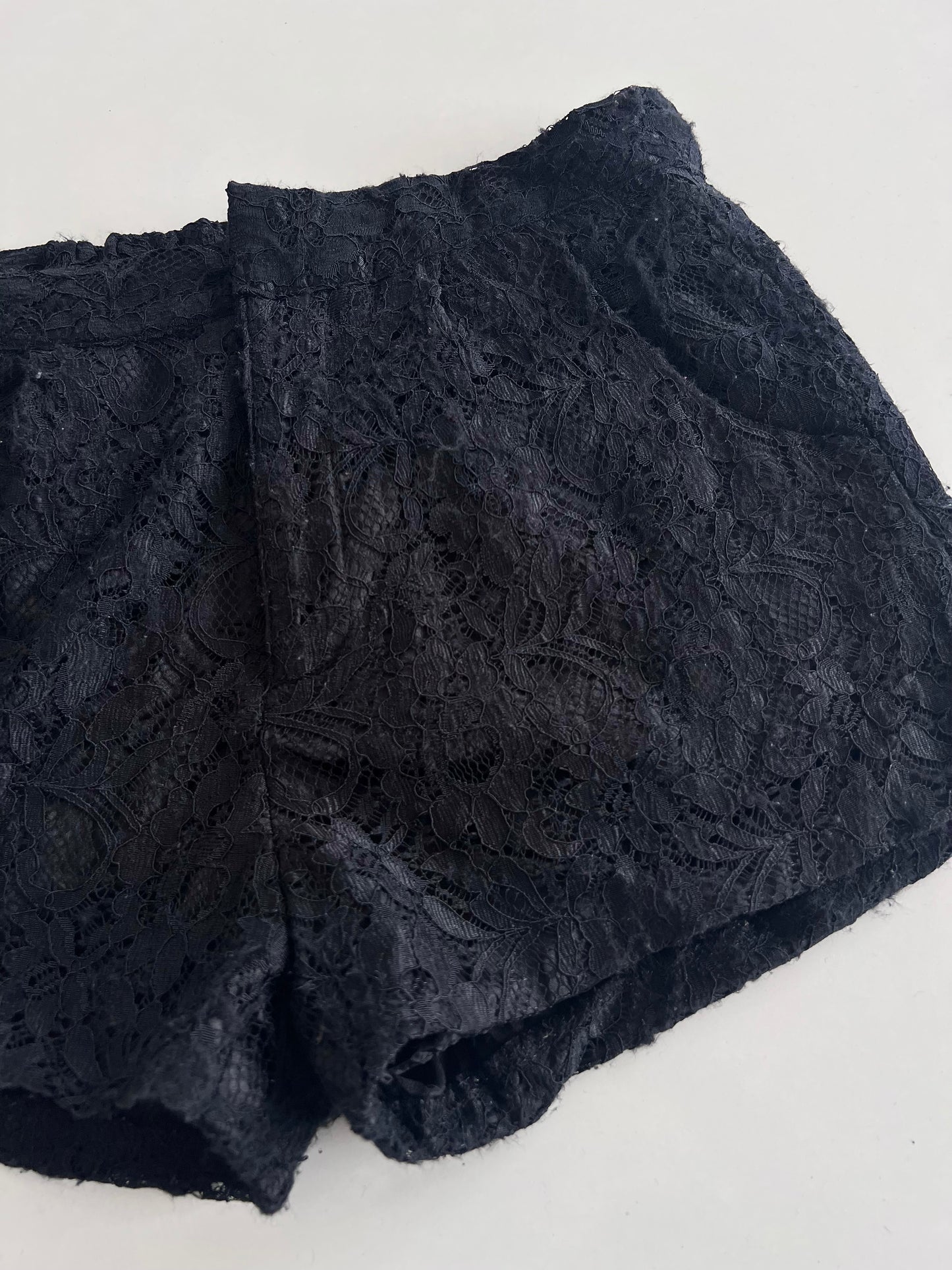 Lace Vintage Shorts-Waist 32 to 34
