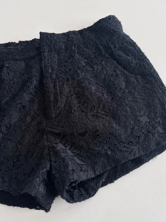 Lace Vintage Shorts-Waist 32 to 34