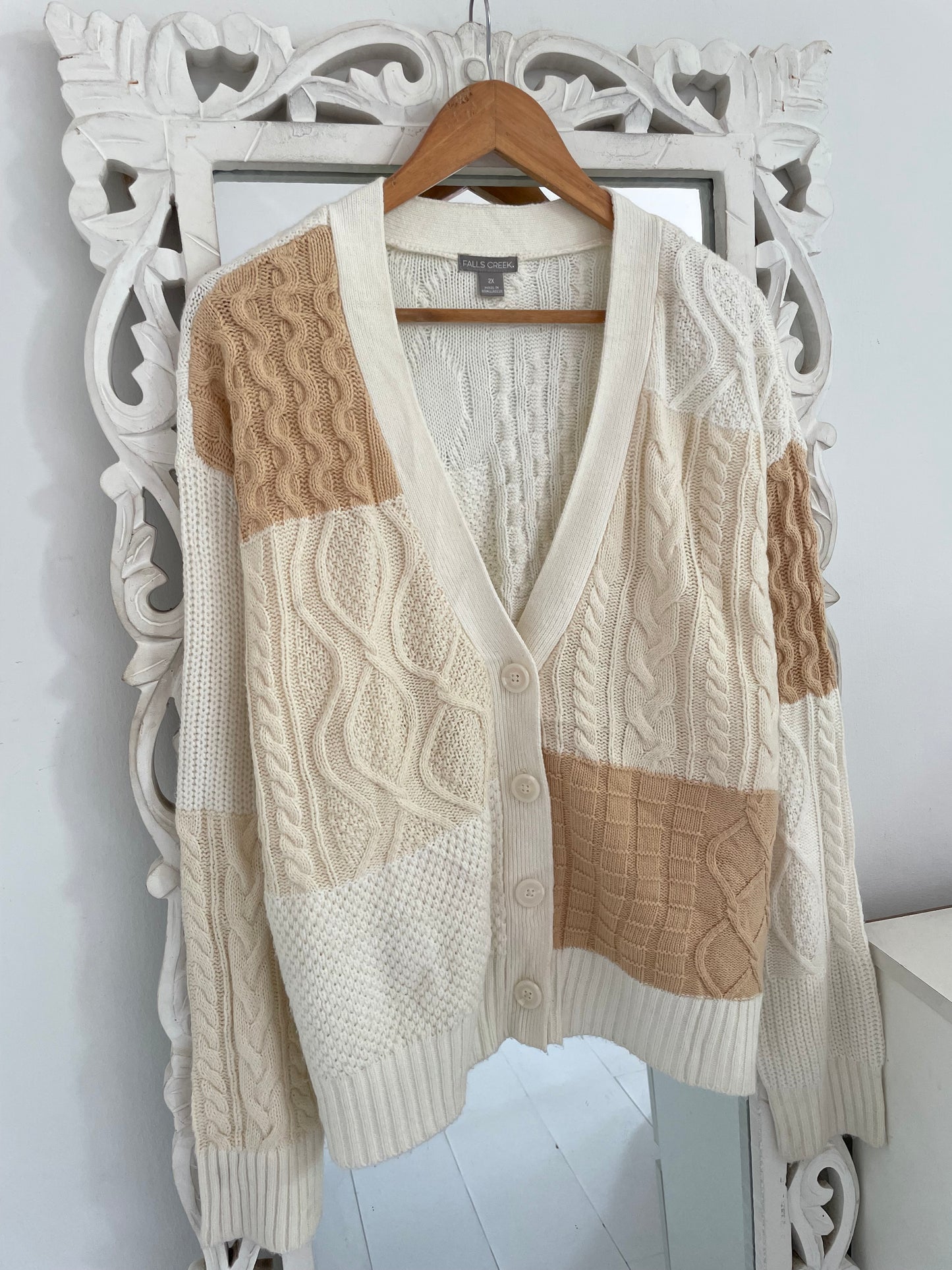 Falls Creek Soft Sweater-Chest 52