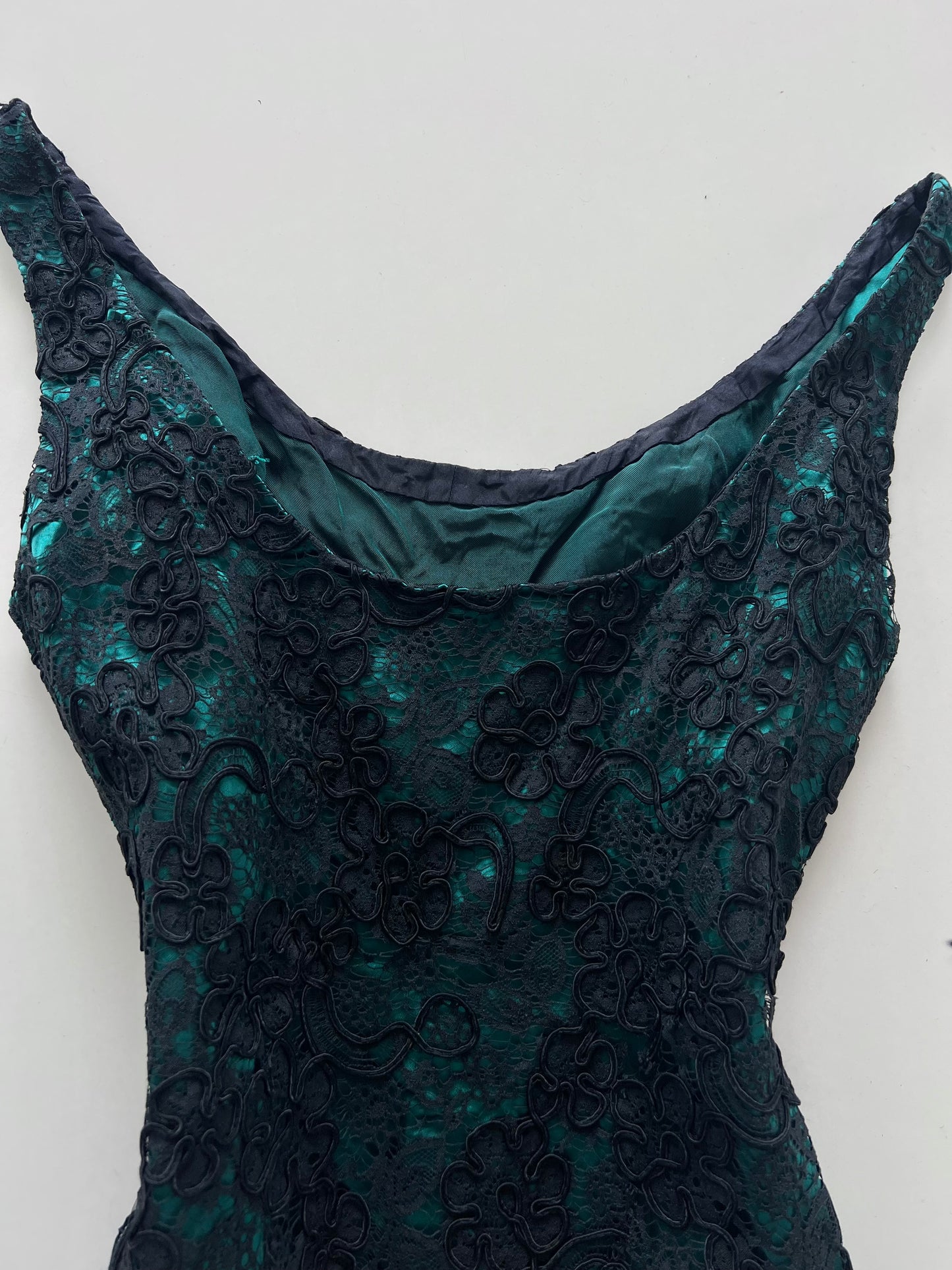 Vintage Lace Dress-Bust 34