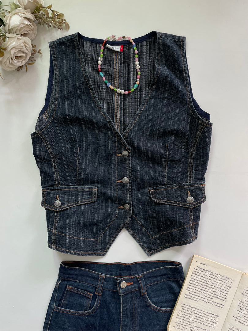 Vintage Waistcoat-Bust 44