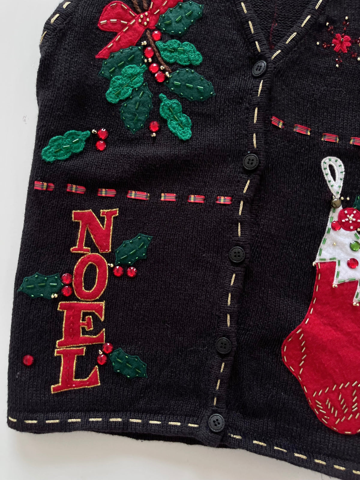 Bobbie Brooks Embroidered Christmas Vest Sweater-Bust 40